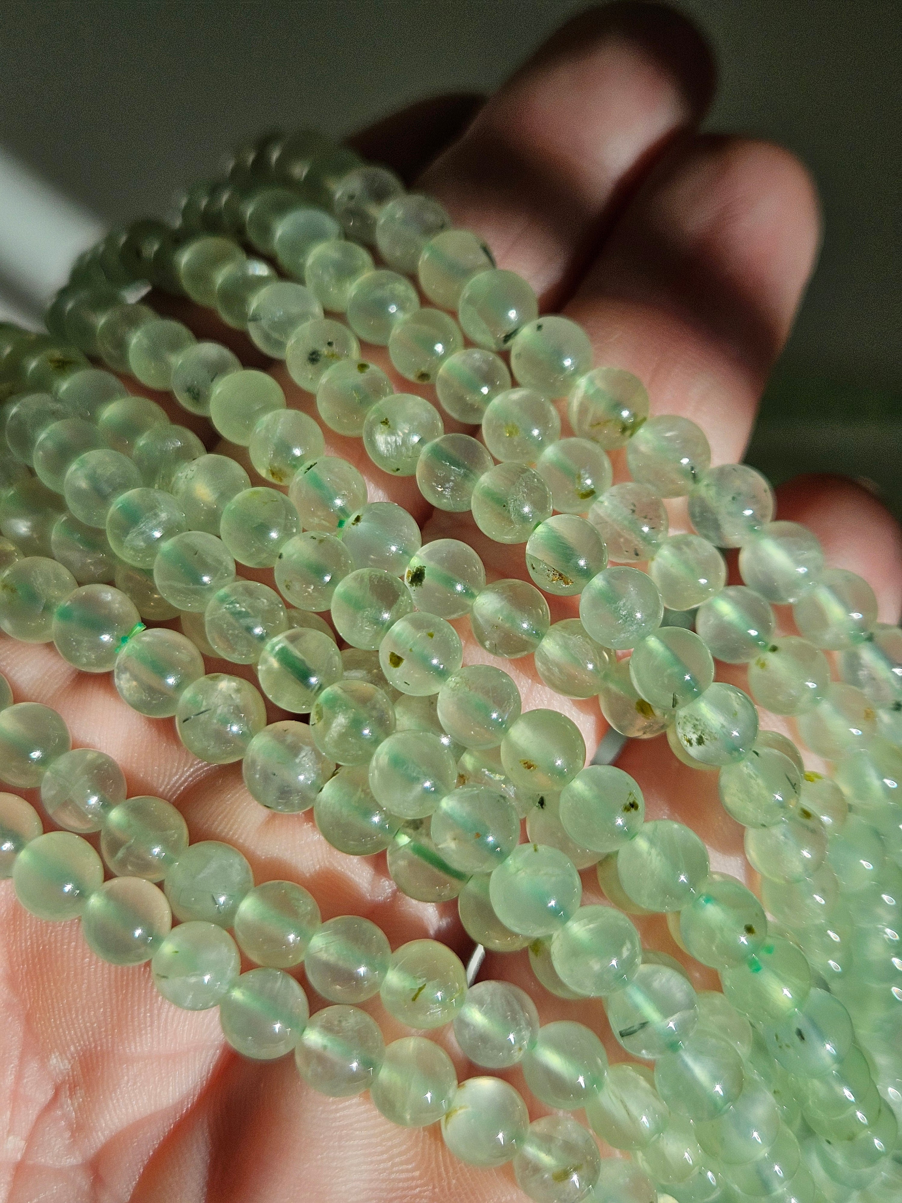 Prehnite 3 wrap bracelet | 6mm