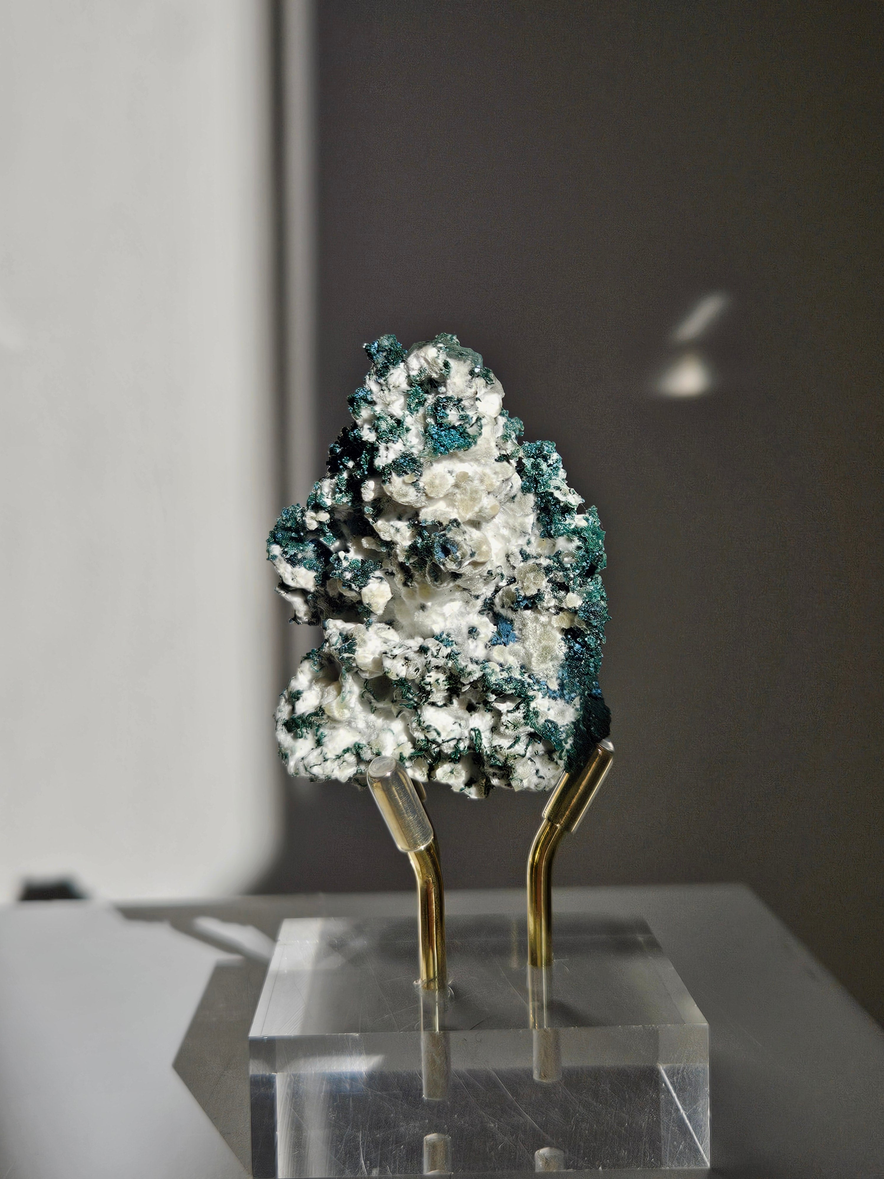 Chalcedony x Okenite 001