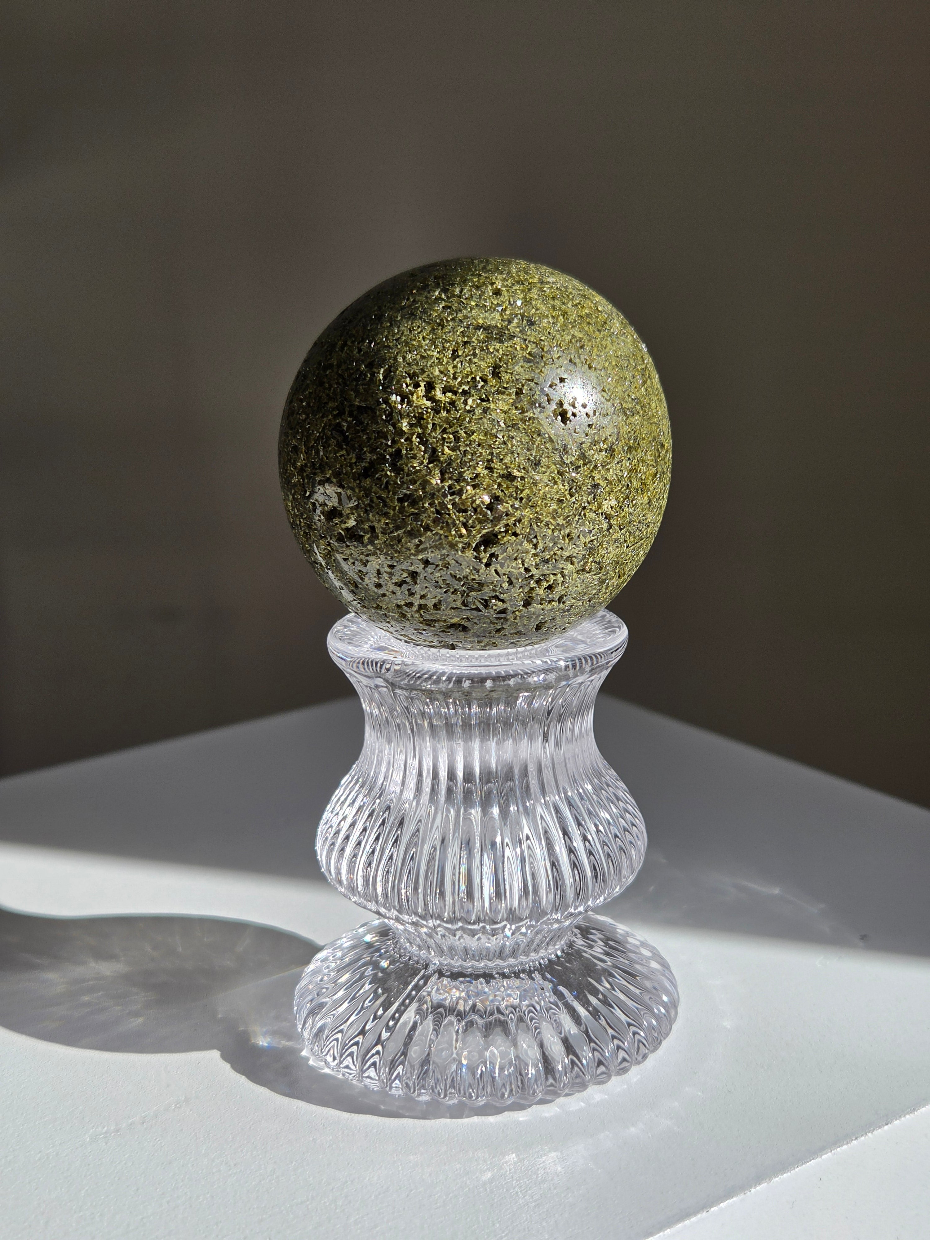 Epidote Sphere 002