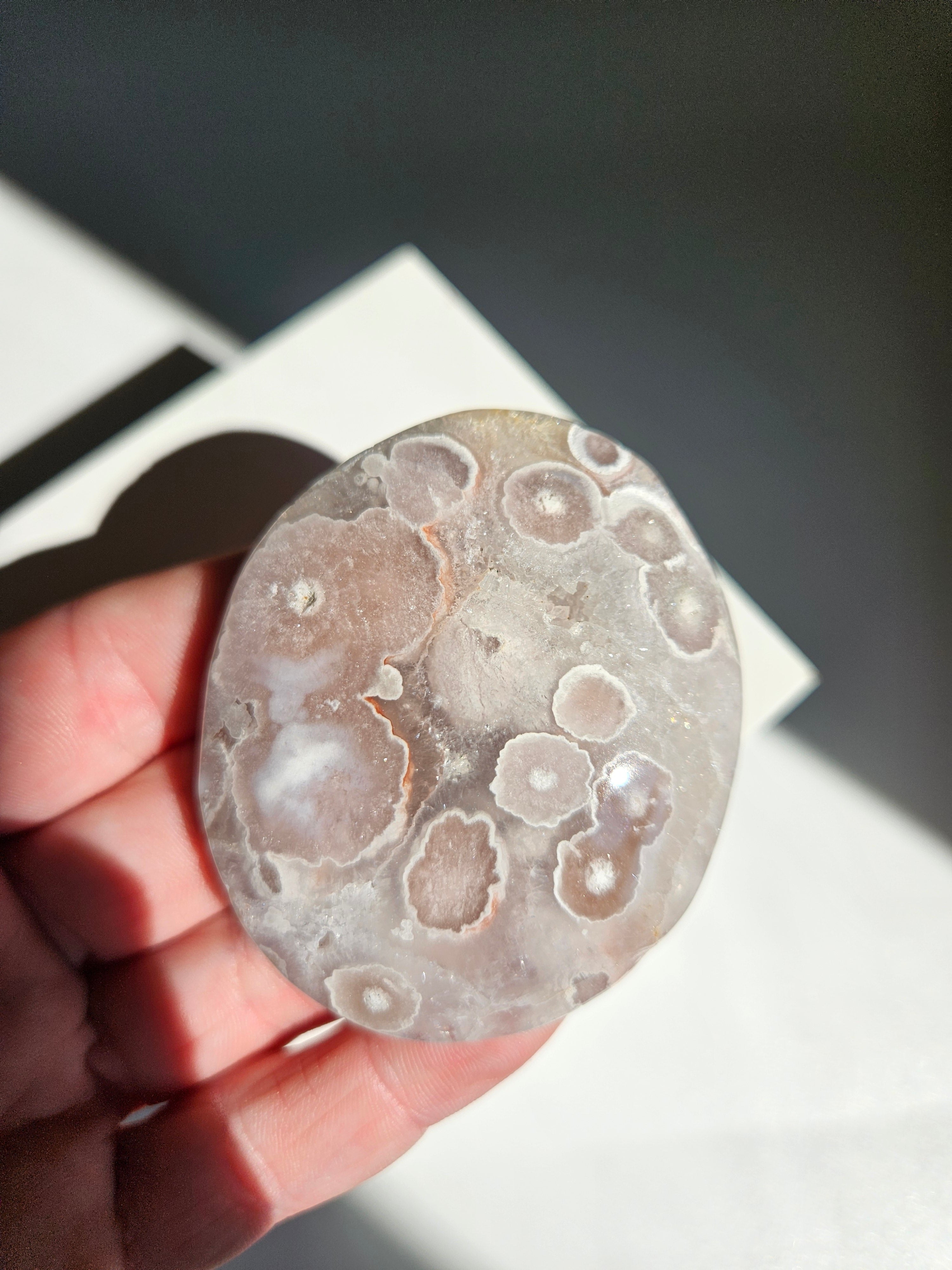 Flower Agate Palmstone 002