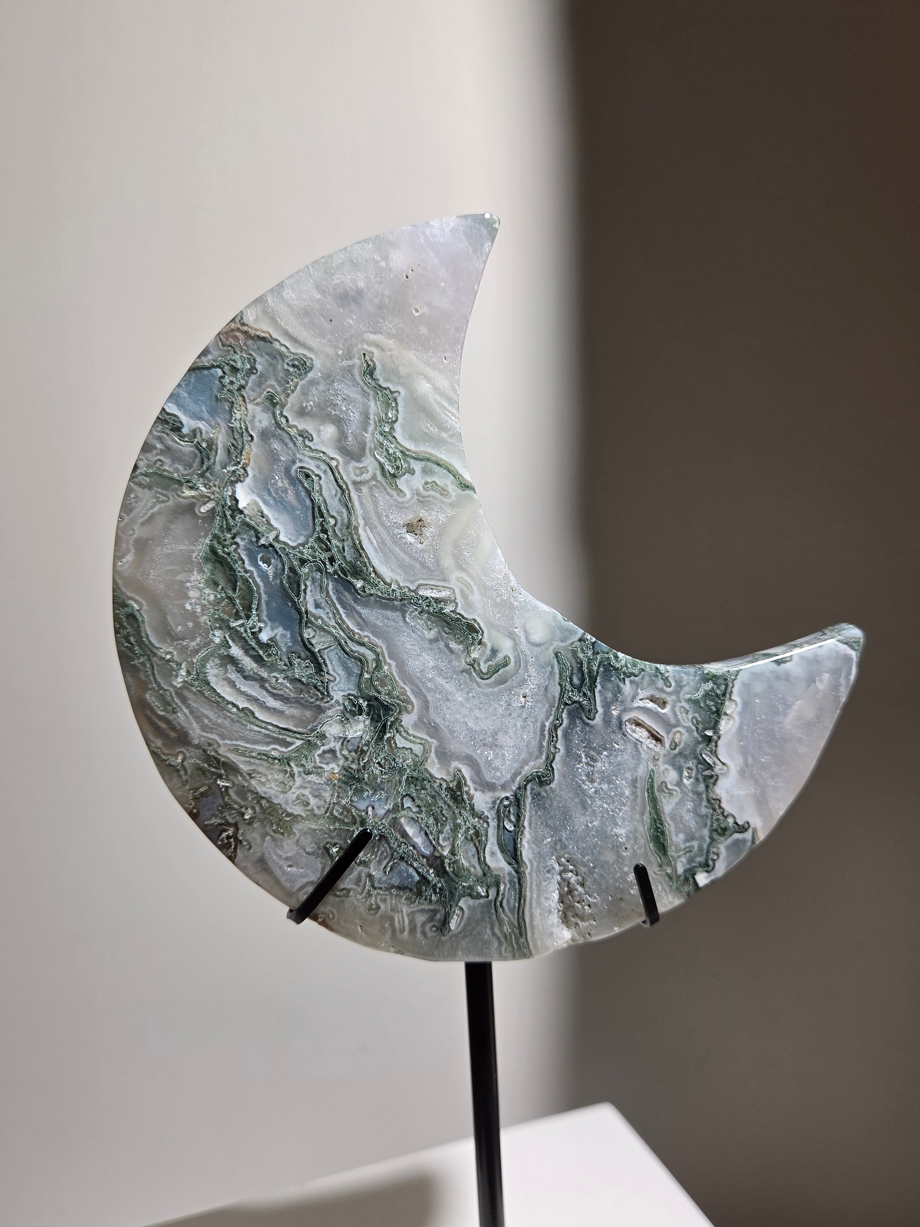 Moss Agate Moon 005