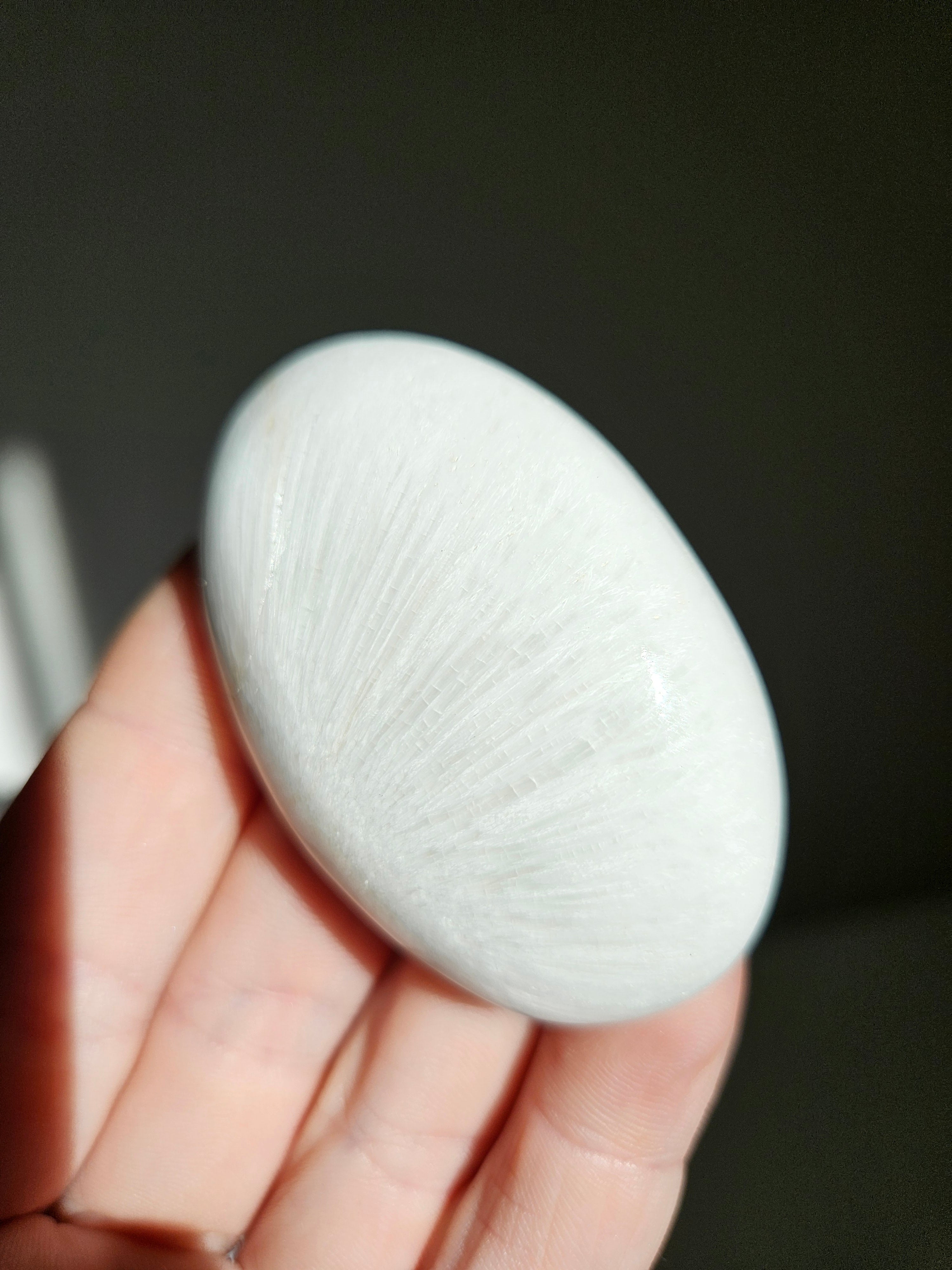 Scolecite Palmstone 008