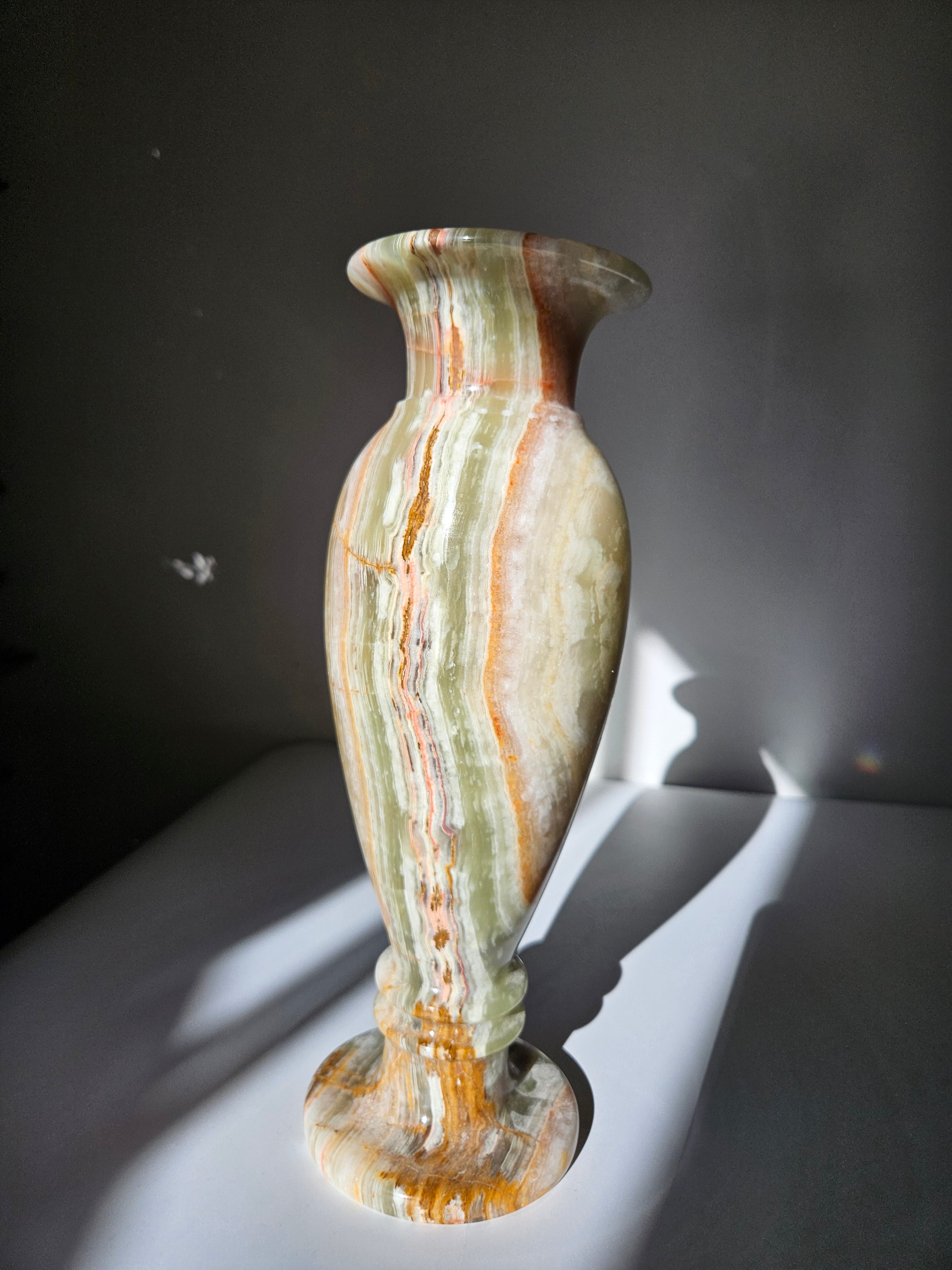 Onyx Vase 001
