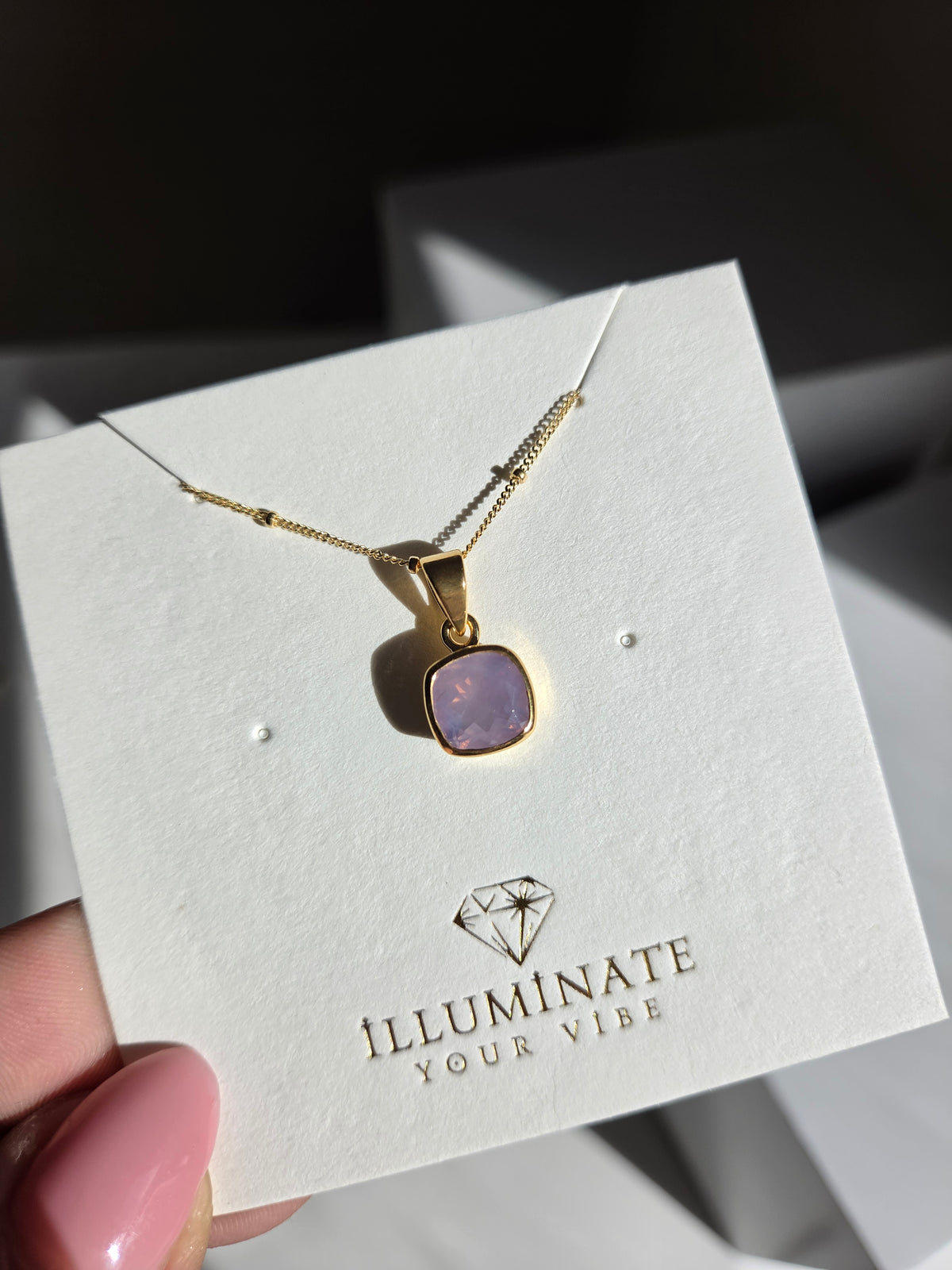 Lavender Quartz Gold Necklace 007