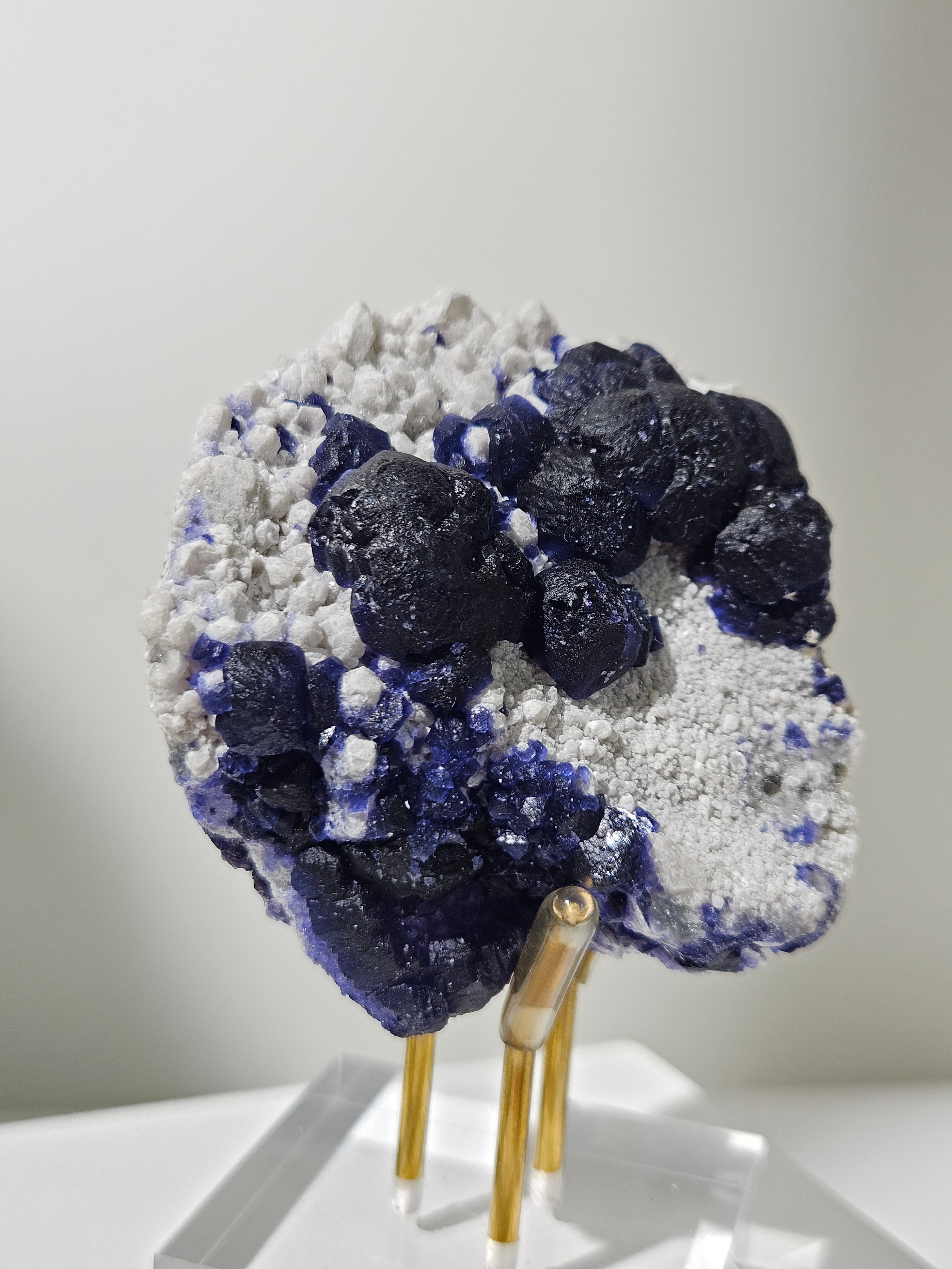 Blue Fluorite on Quartz 001