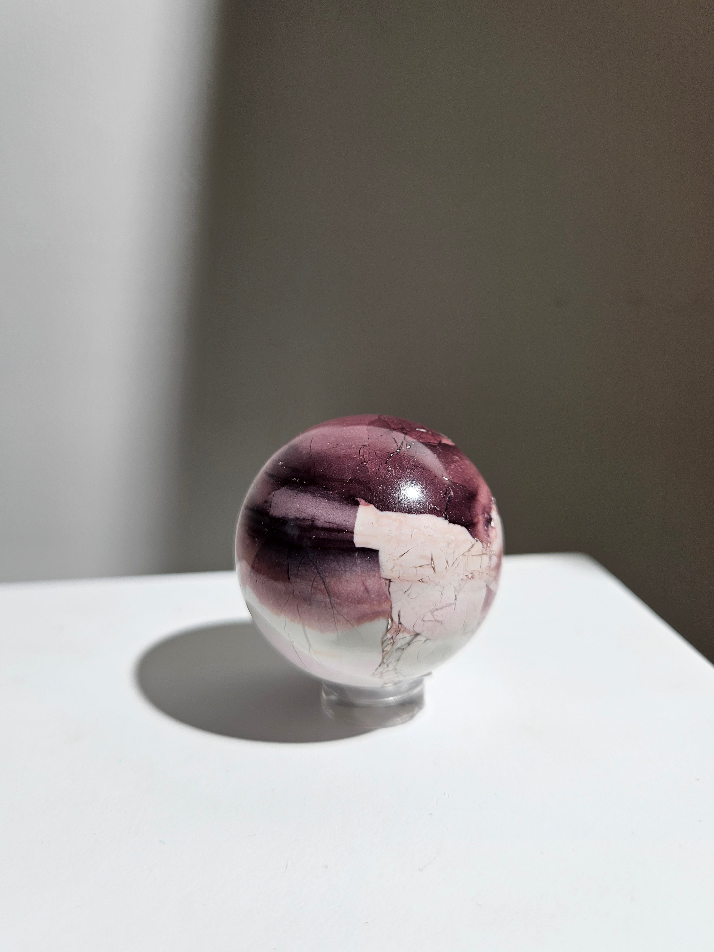 Hyacinth jasper sphere 001