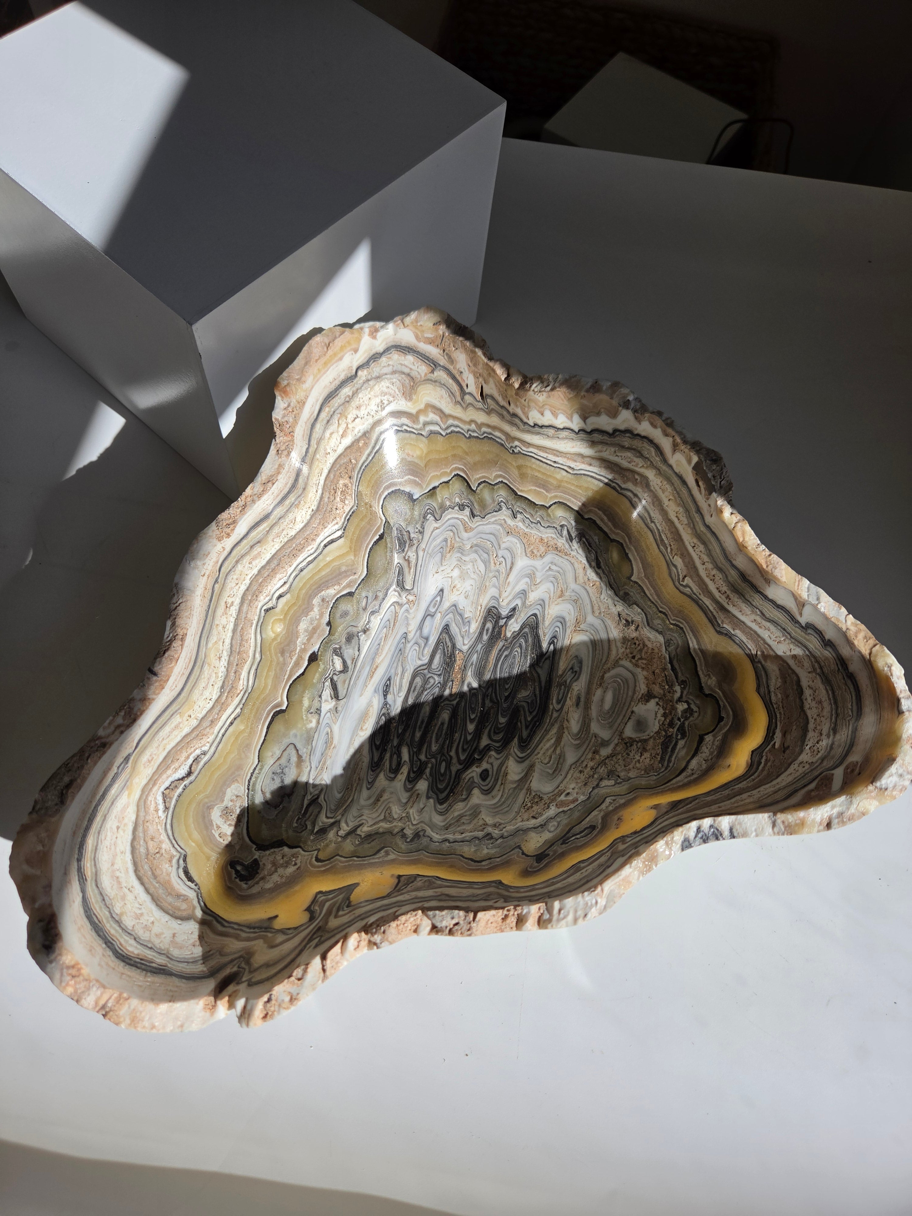 XL Calcite Bowl 001