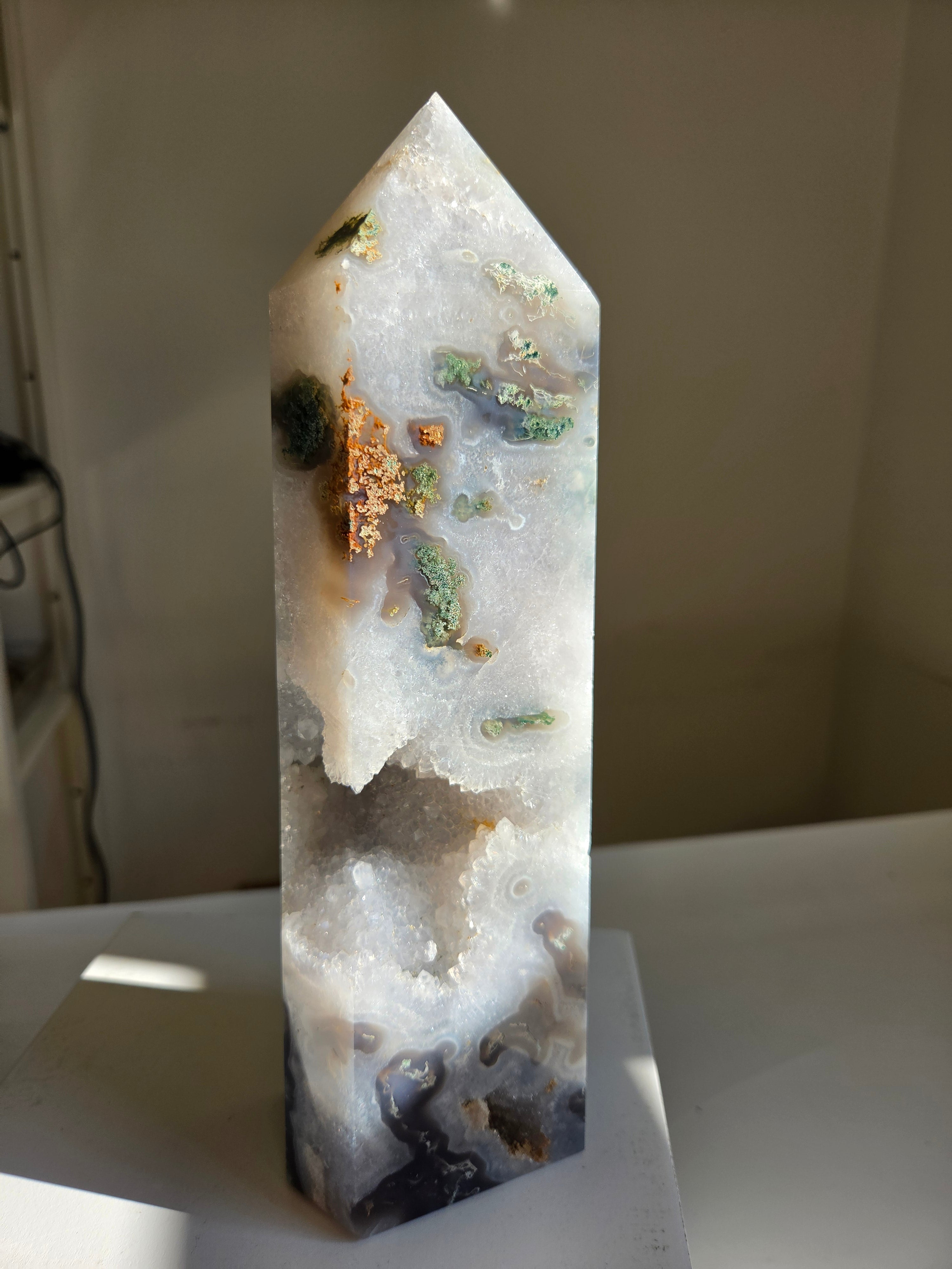 Moss Agate statement tower