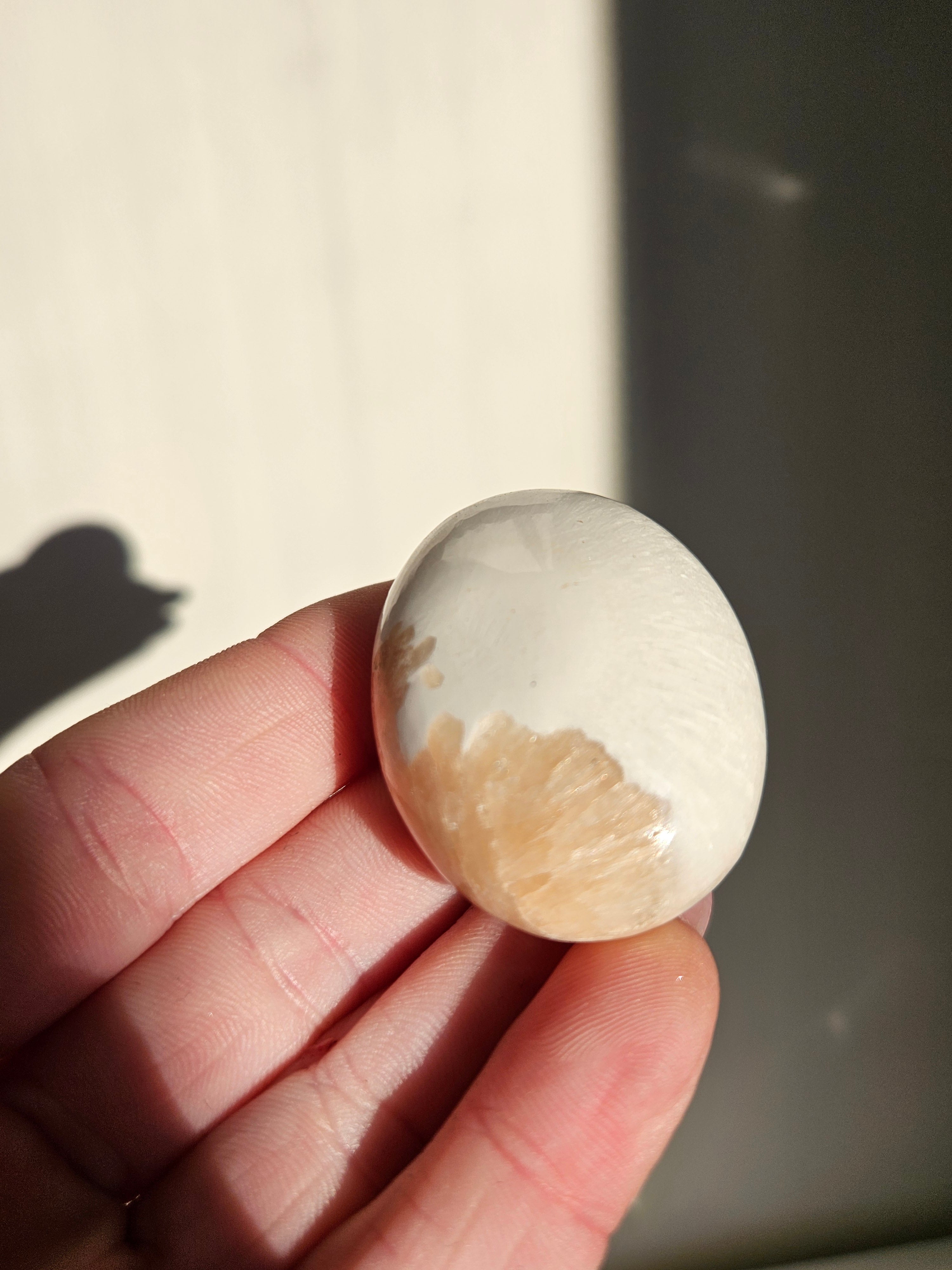 Stillbite x Scolecite Palmstone 002