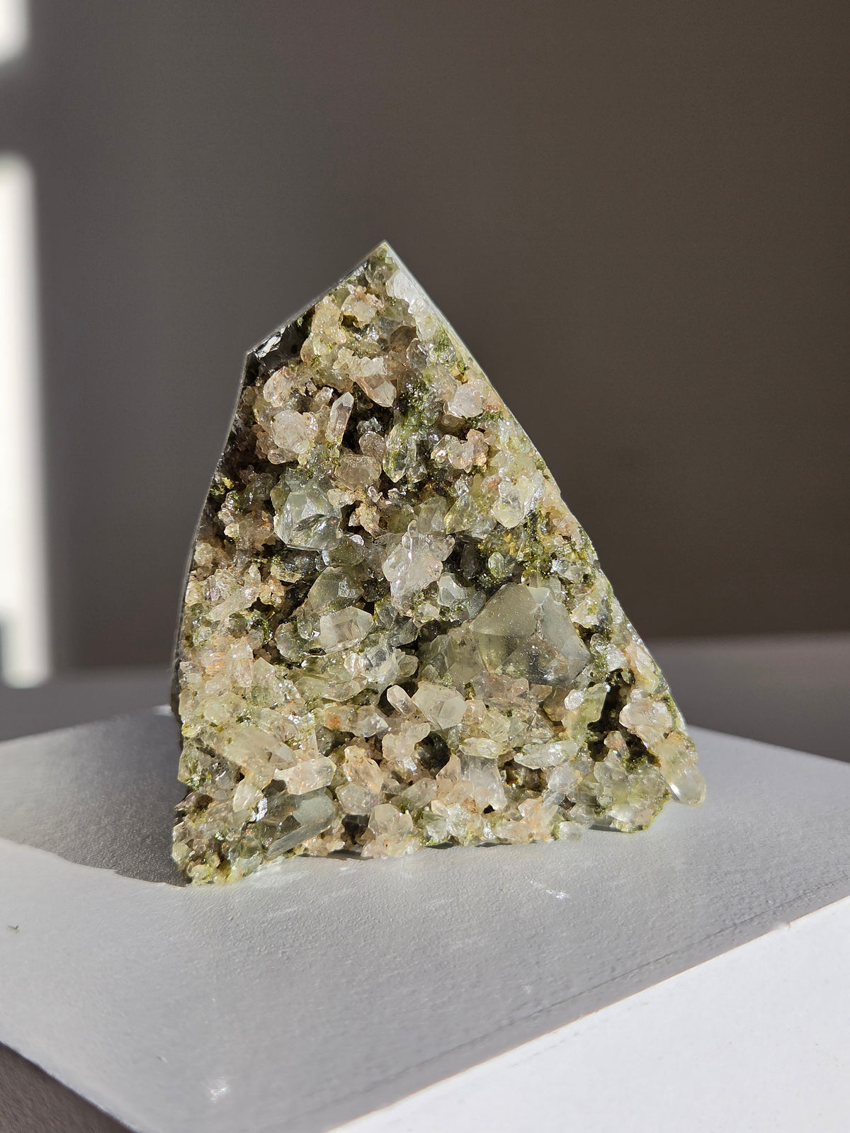 Epidote x Quartz 012