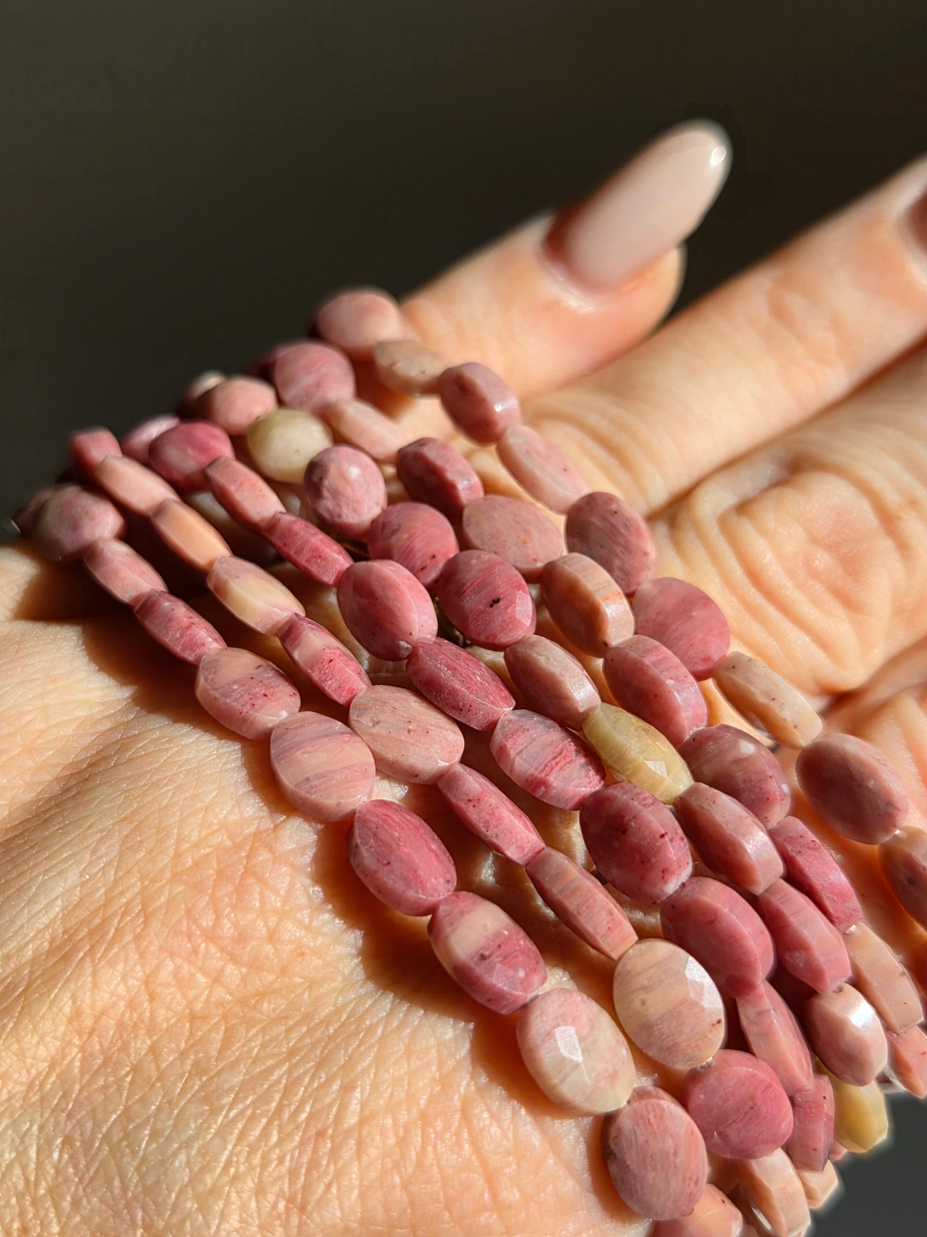Rhodonite Bracelet | faceted oval
