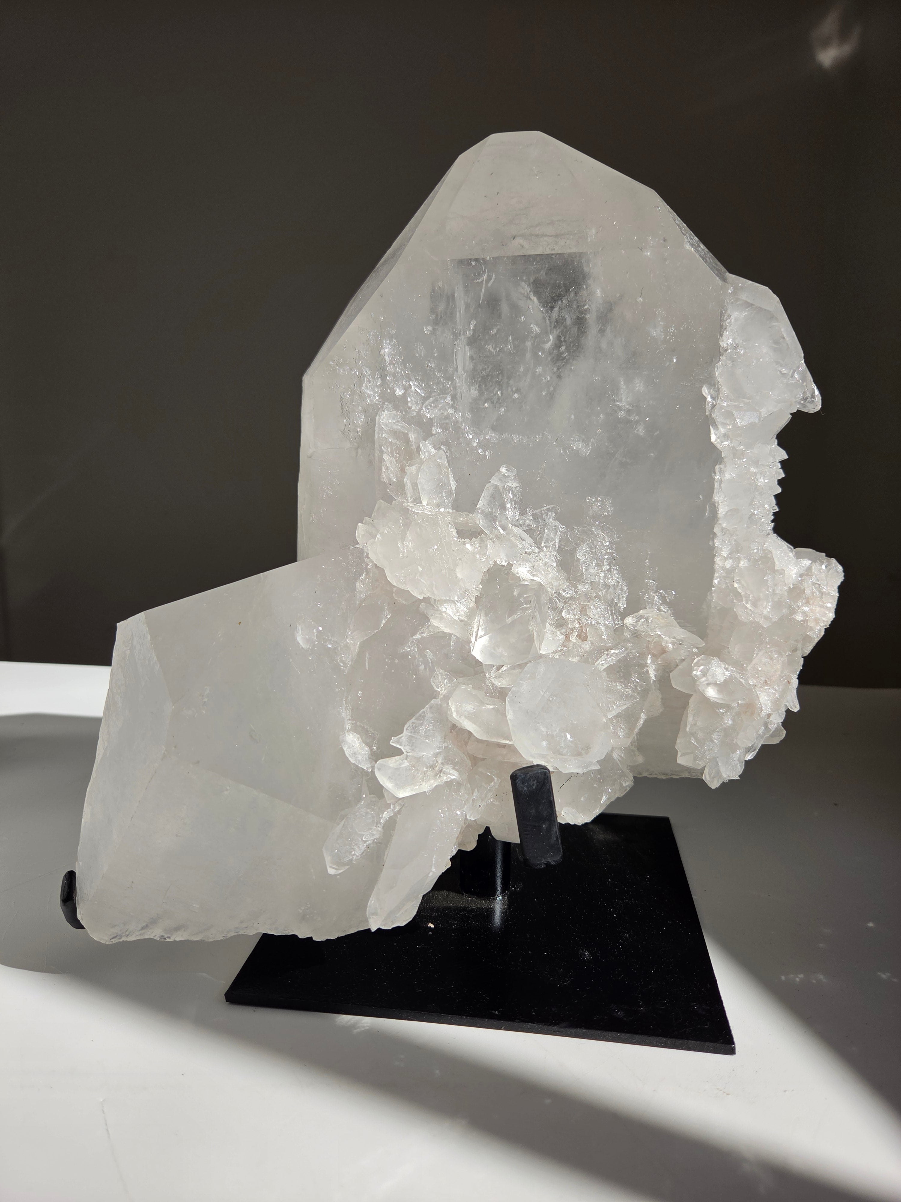 Chisel Tip Quartz Cluster Statement on Stand