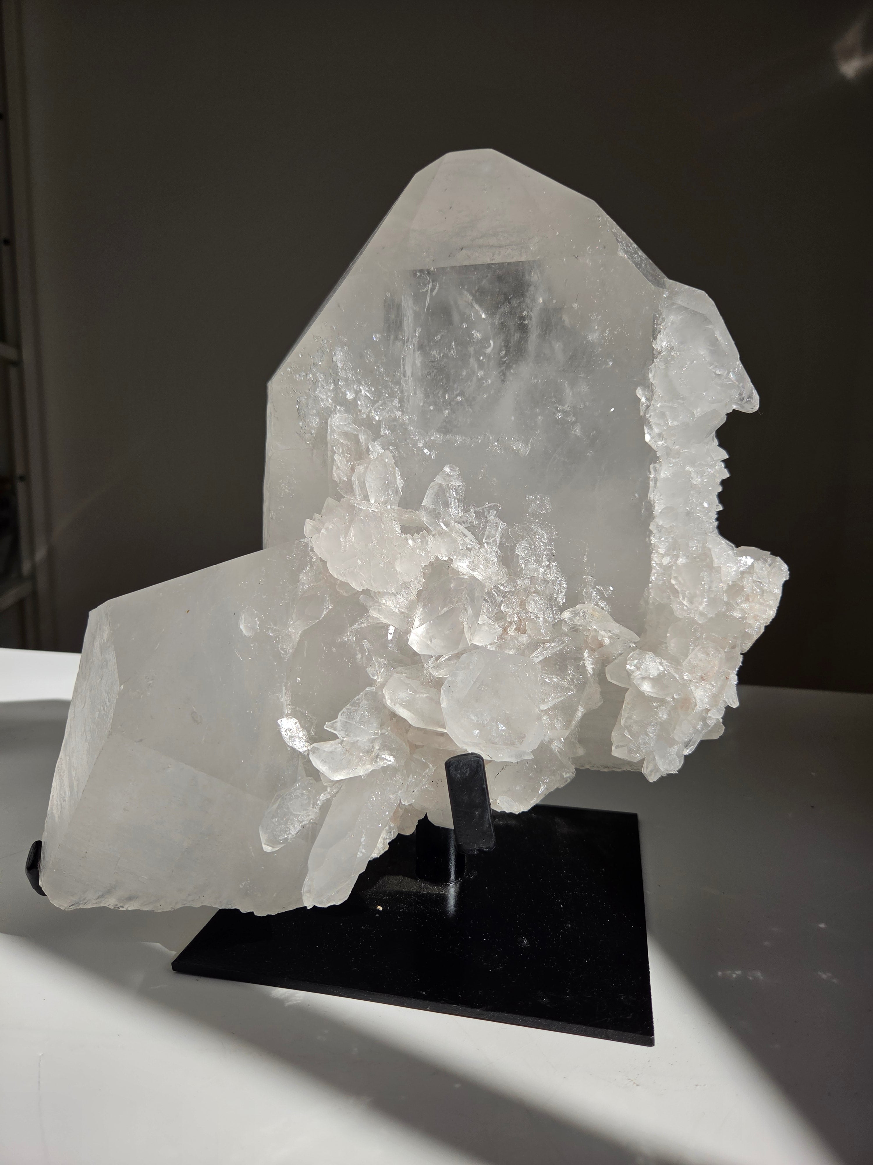 Chisel Tip Quartz Cluster Statement on Stand
