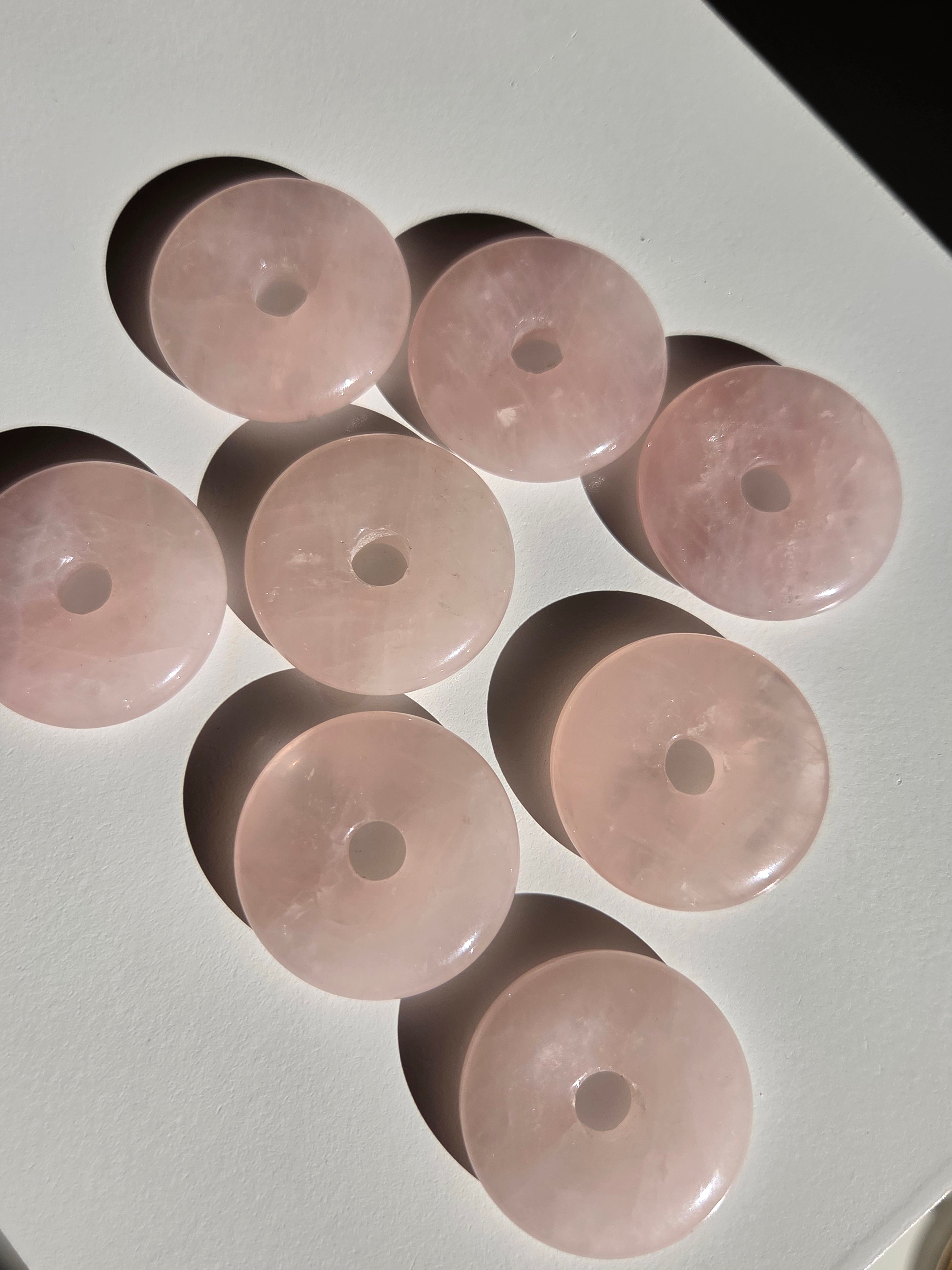 Rose Quartz Donut | sphere stand