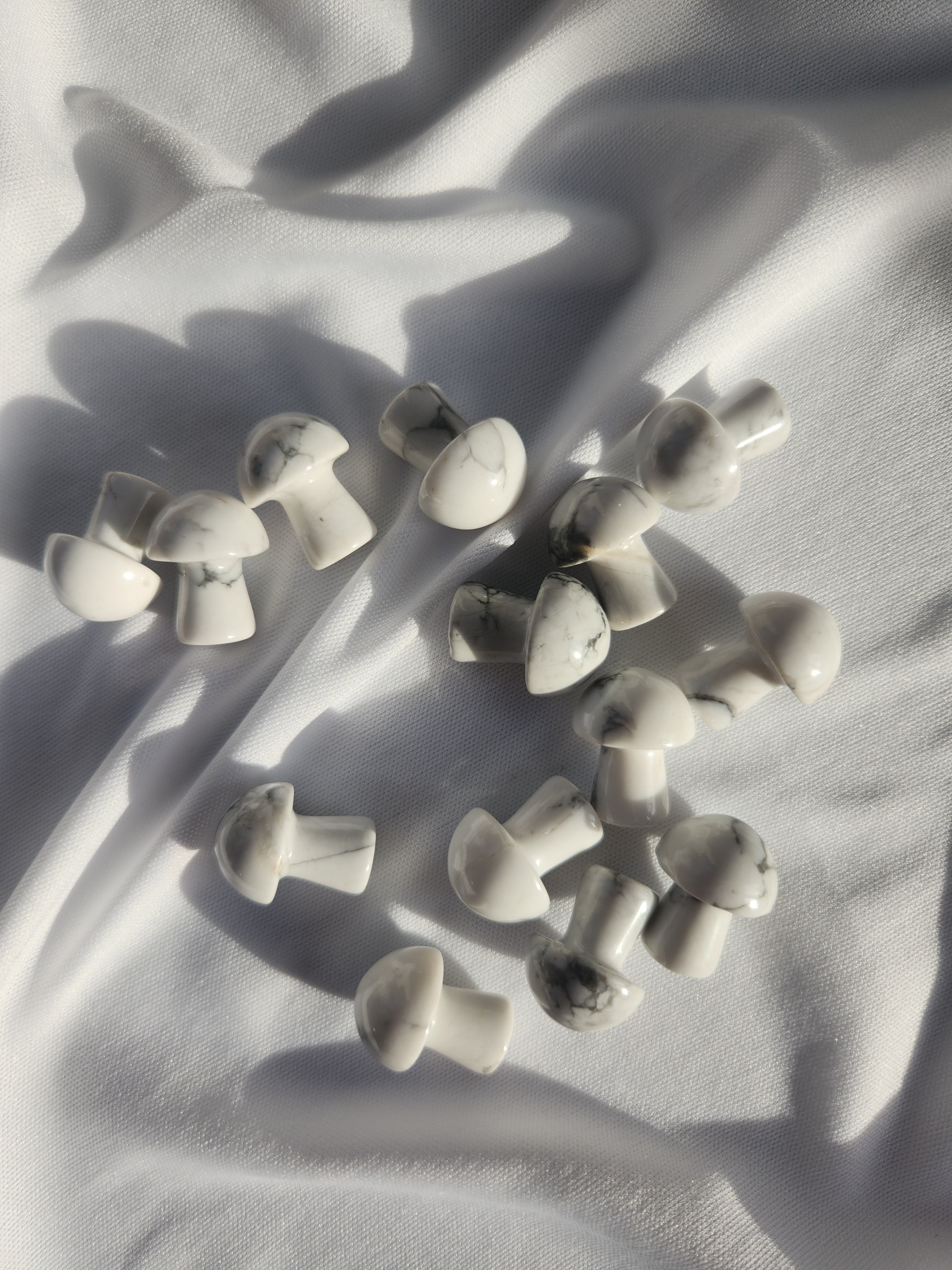 White Howlite Mini Mushroom