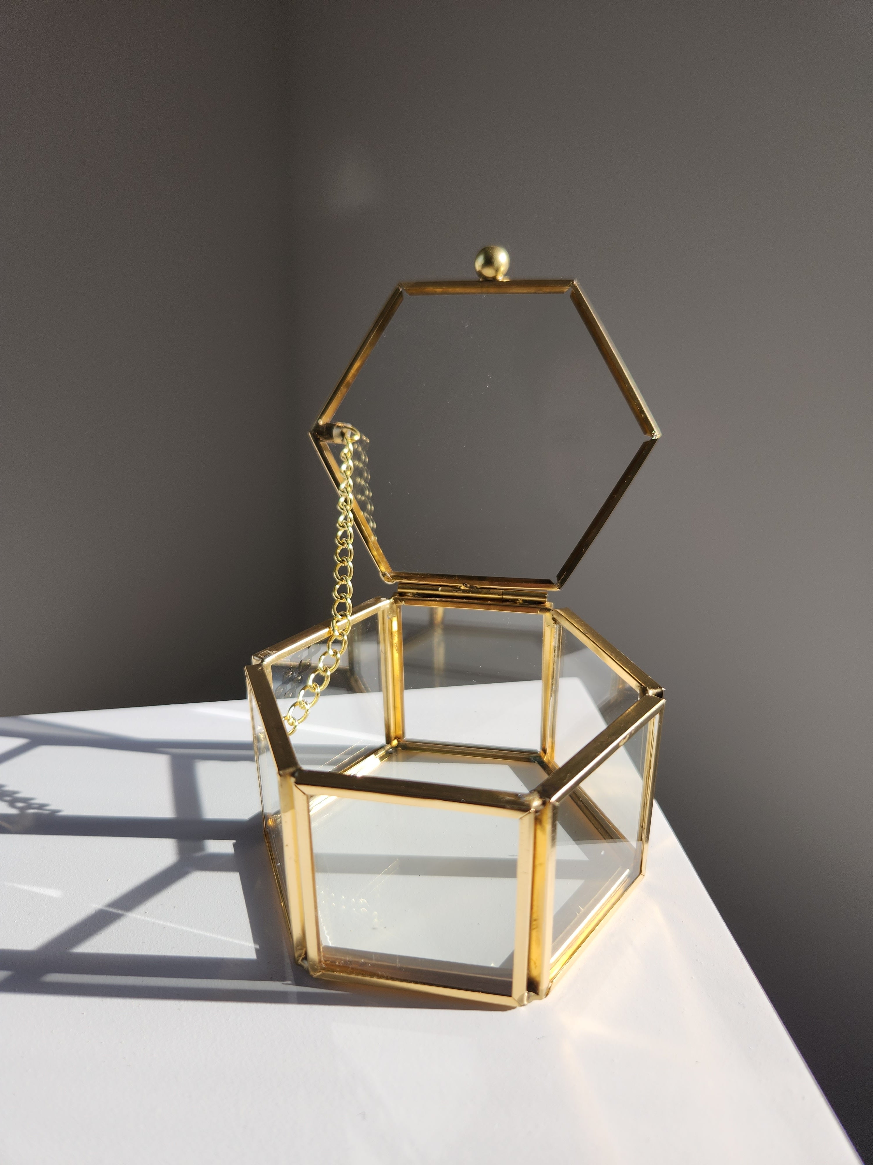 Gold Hexigon Glass Box