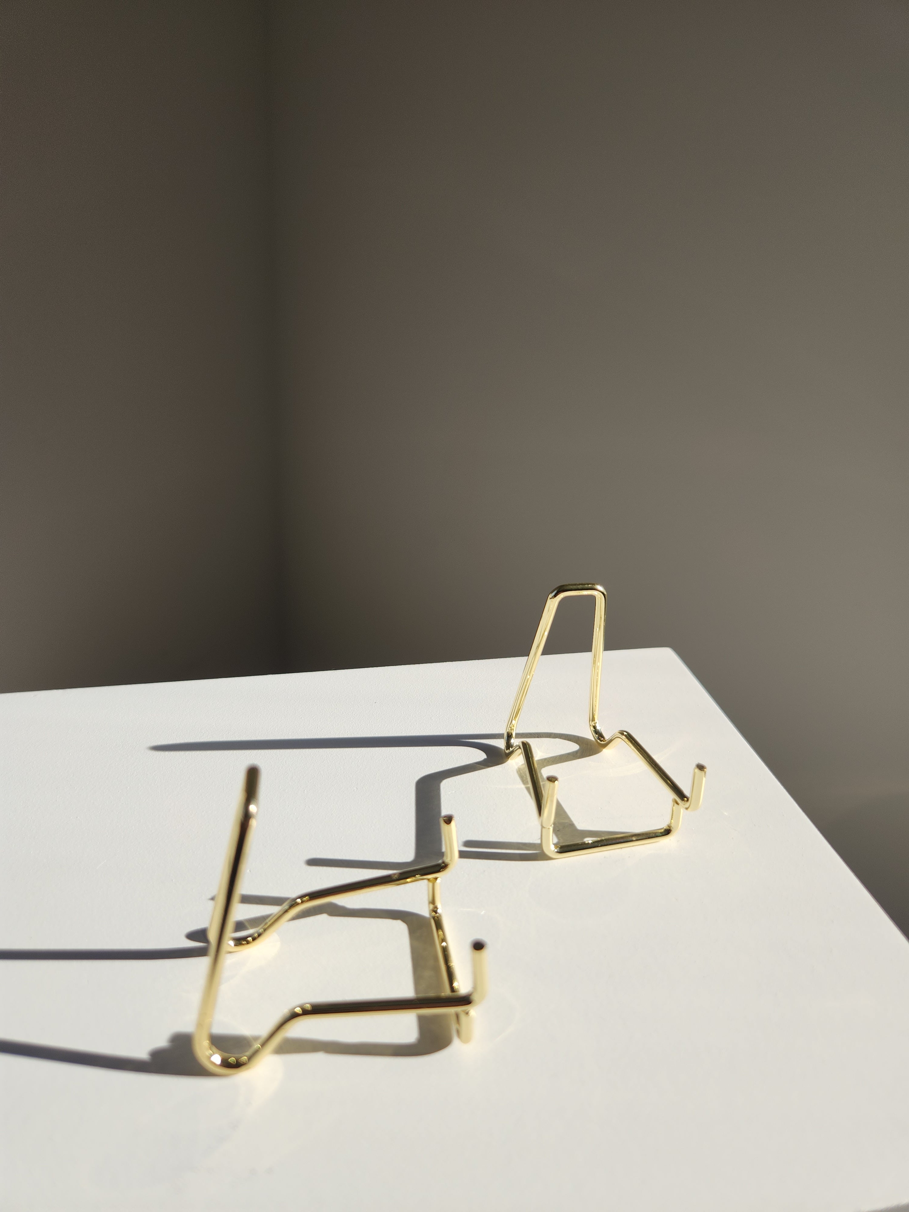 Gold Easel Stand