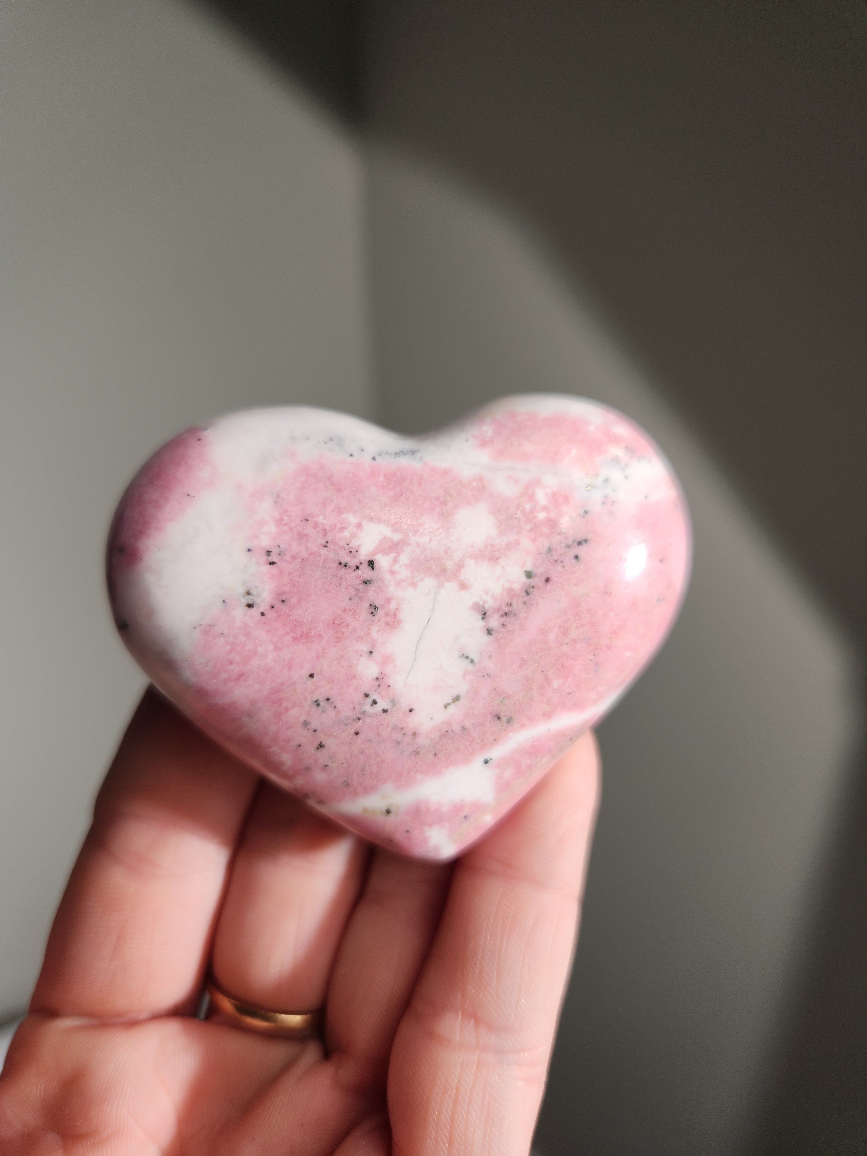 Rhodonite Heart 004